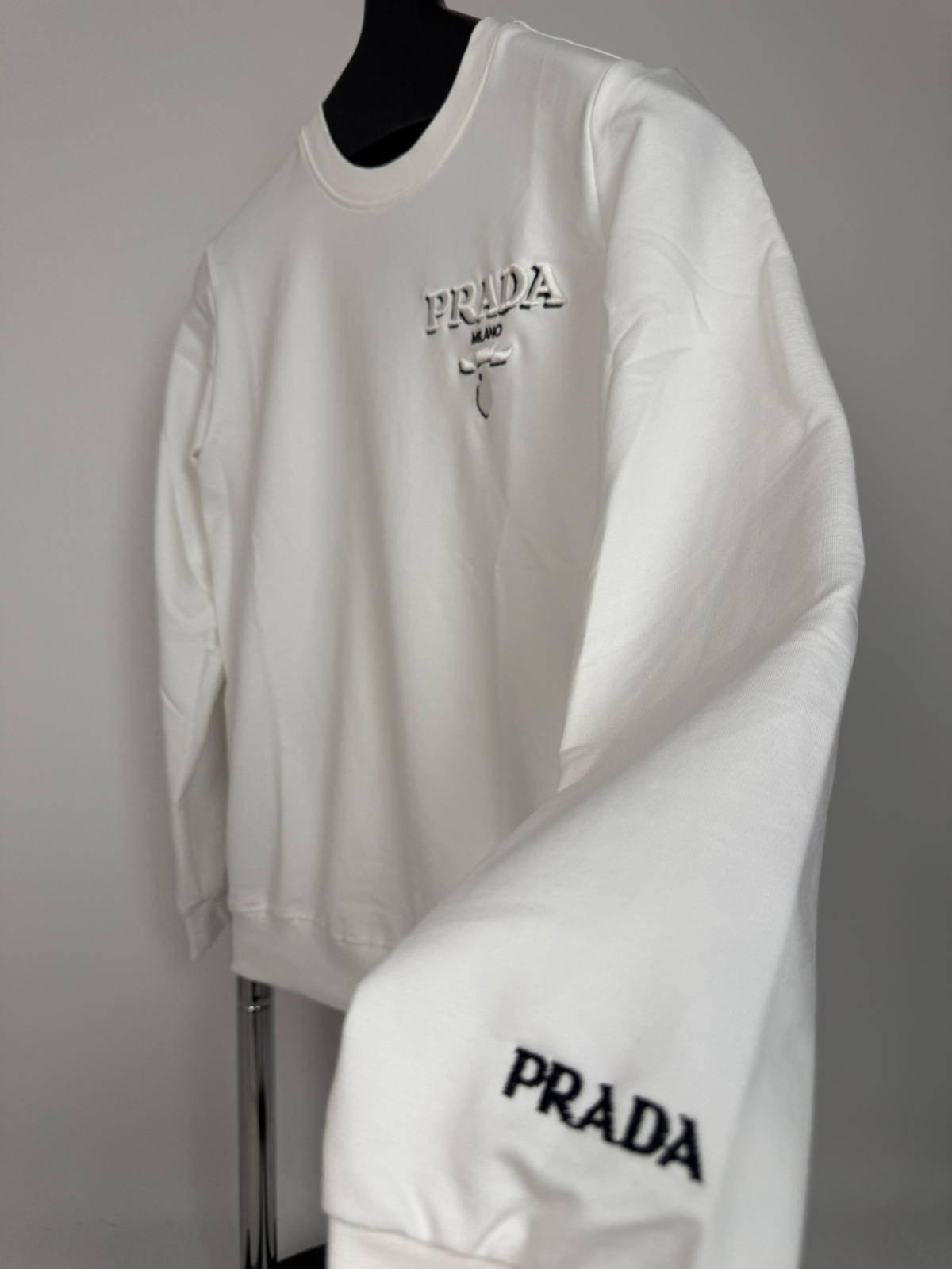Prada Göğüs Baskılı Kol Nakış Beyaz Sweatshirt - Görsel 2