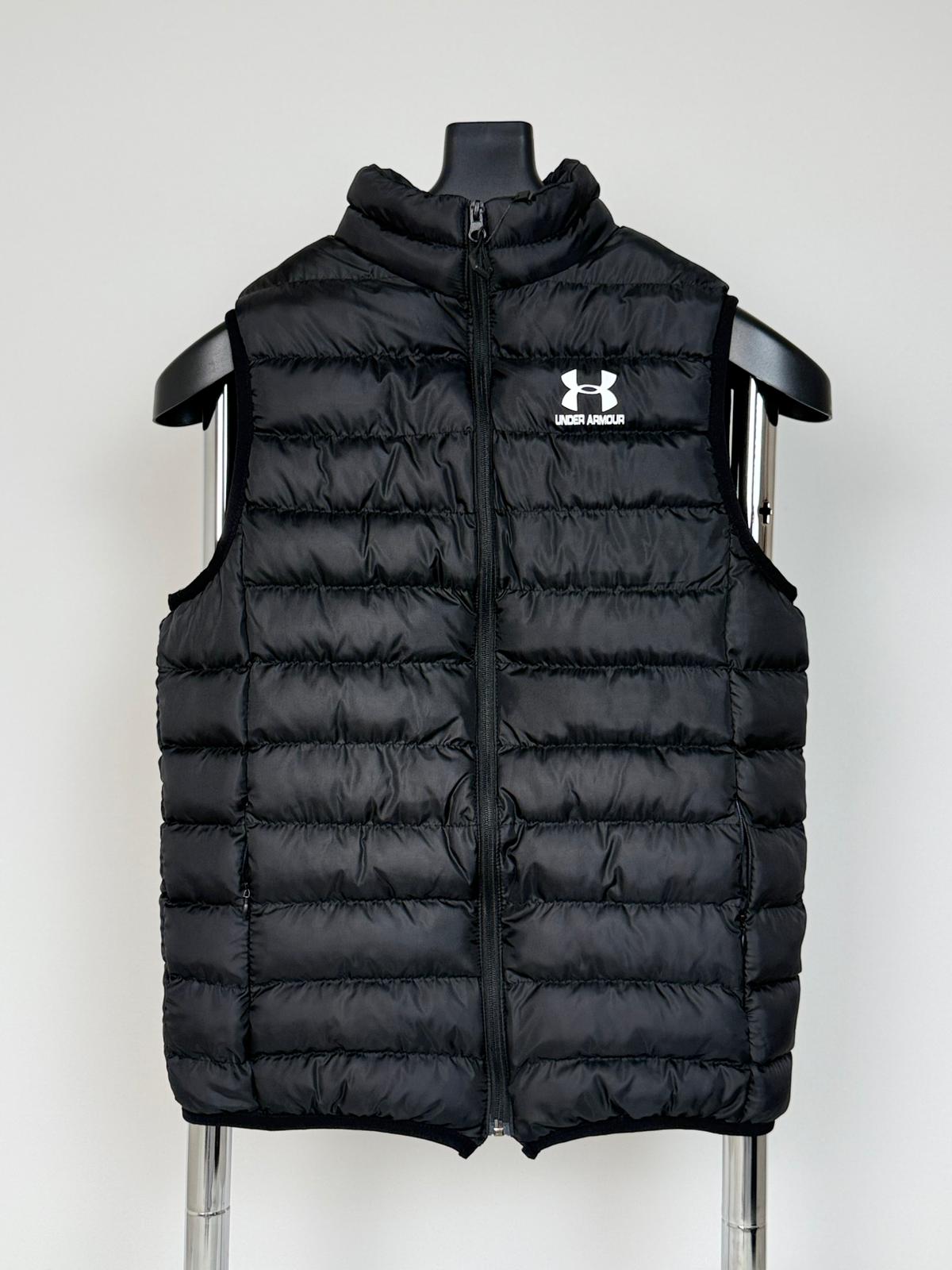 Under Armour Siyah Yelek