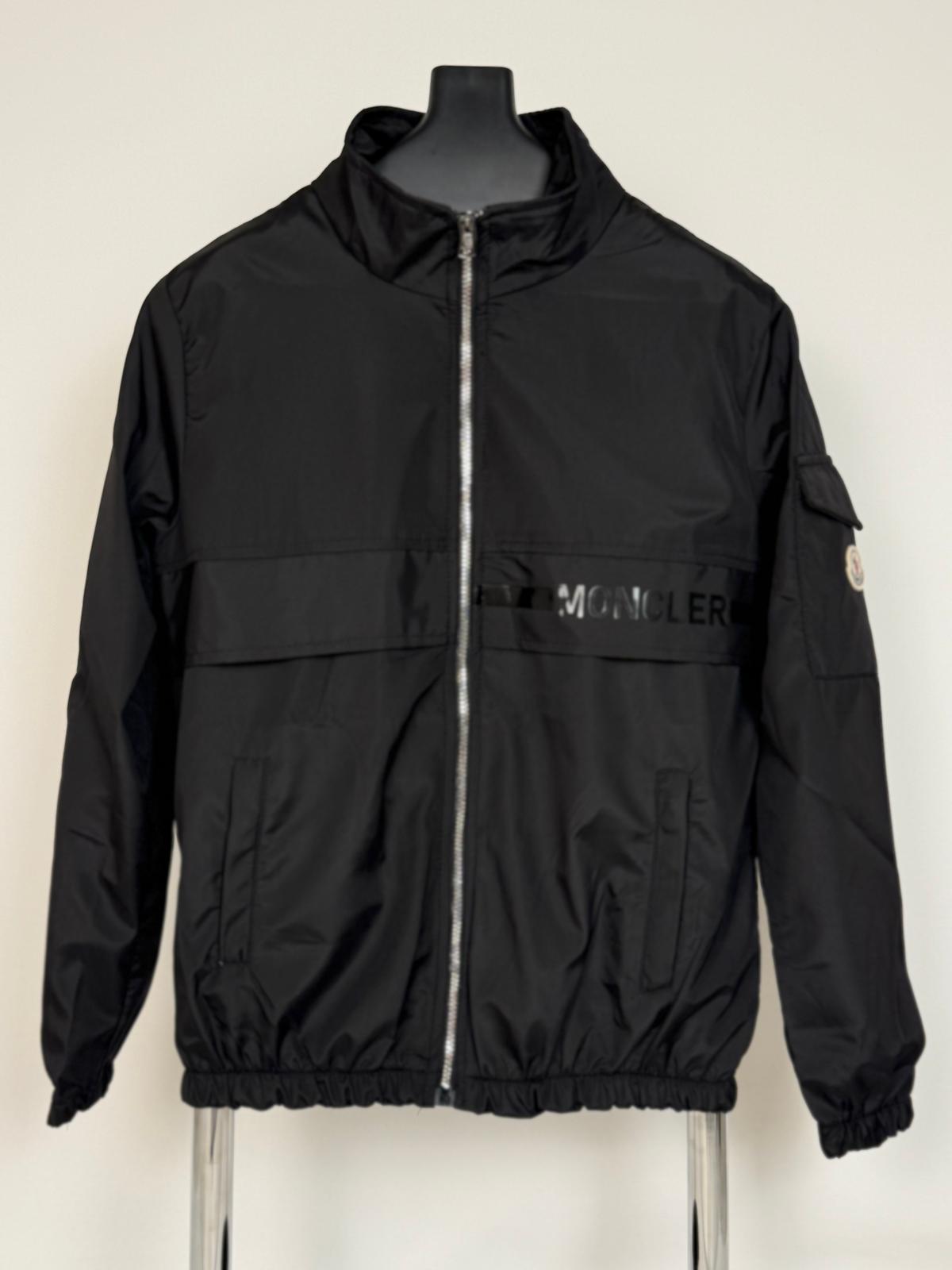 Moncler Siyah Yağmurluk