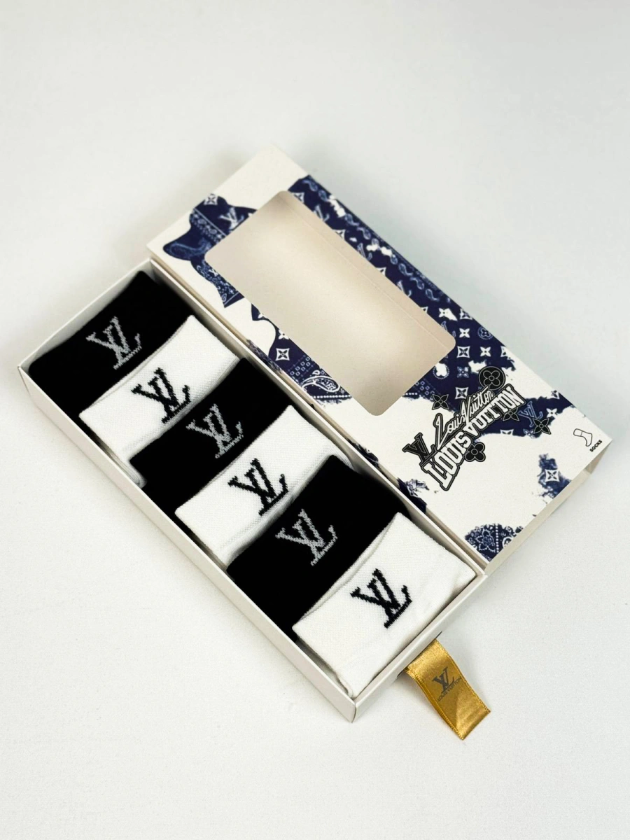 LOUİS VUİTTON ÇORAP - Görsel 1